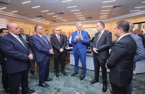وزير البترول